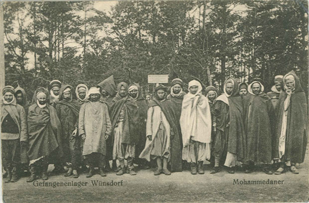 "Mohammedaner. Gefangenenlager Zossen-Wünsdorf". W.P., Nachdruck verboten. Ansichtskarte, privat gesendet im Mai 1915. Sammlung Markus Kreis.