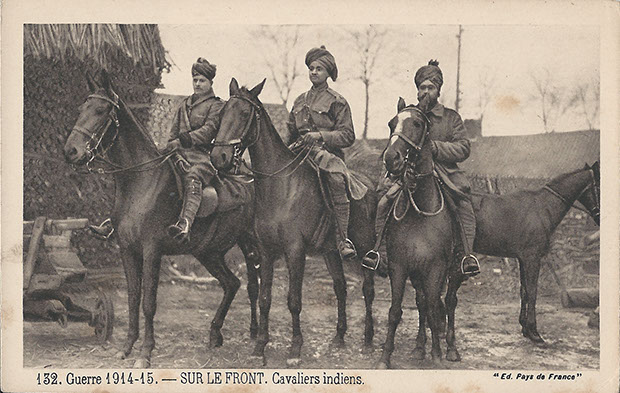 "Guerre 1914-1915 – SUR LE FRONT. Cavaliers Indiens" (Indische Reiter). Carte Postale, ungelaufen. Sammlung Detlev Brum.